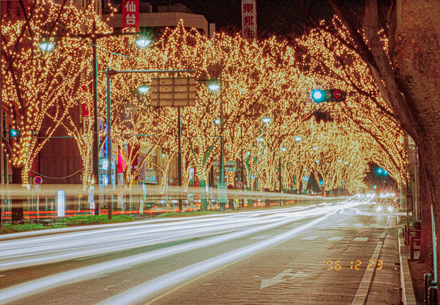 クリスマスムードの仙台市街地 酔っ払ったネーチャンにナンパされた