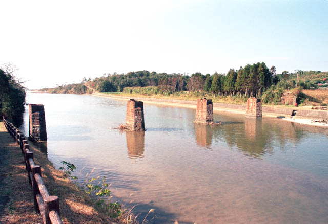 南薩鉄道・永吉川橋梁跡 ~1997年12月~