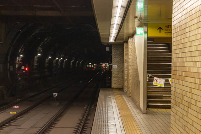 近鉄日本橋駅と大阪難波駅の間は800mしかなく、お互いの駅のホームから相手駅が目視できる。 ～2020年6月～