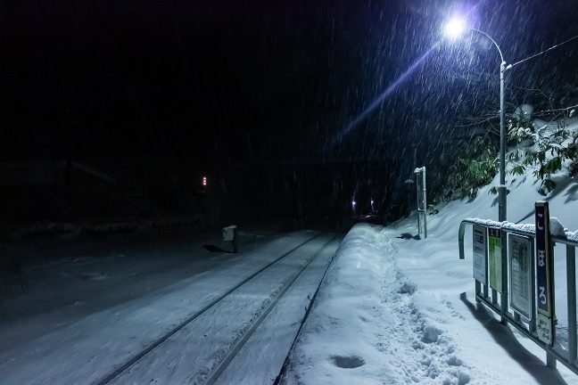 今夜、この駅に降り立つ者は、他には居ないことだろう