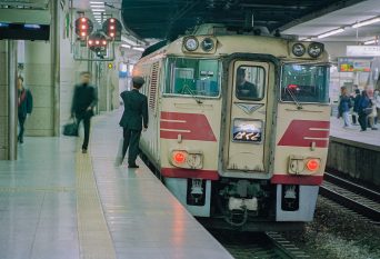 JR東海道本線・新大阪駅・特急「はくと」（大阪府：1996年12月）