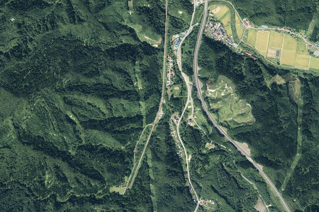 空撮画像:津軽湯の沢駅周辺
