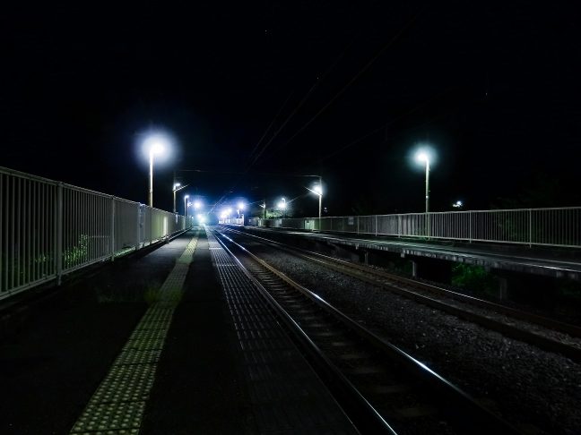 JR山陰本線・保津峡駅(京都府:2015年8月)