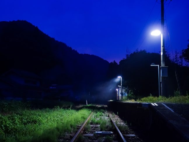 JR芸備線・内名駅(広島県:2015年8月)