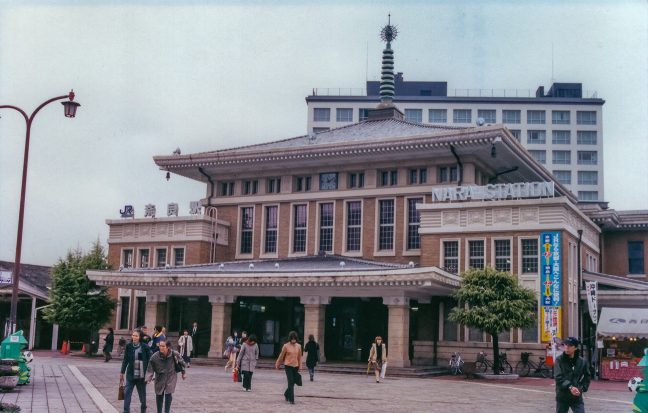 地平時代の奈良駅駅舎