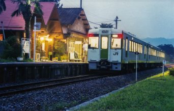 JR水郡線・袋田駅（茨城県：1998年8月）