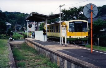 JR木次線・出雲大東駅（島根県：2000年8月）