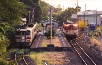 JR山陰本線・小田駅（島根県：2000年8月）