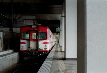 JR山田線・盛岡駅（岩手県：2001年1月）