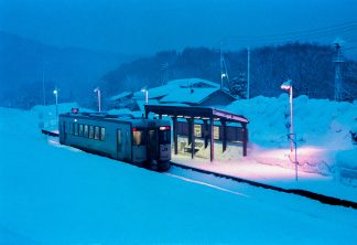 JR飯山線・上境駅（長野県：2001年1月）