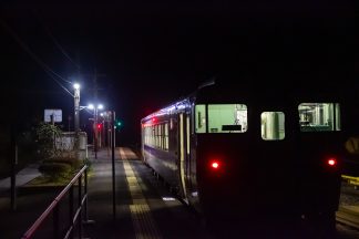 JR肥薩線・大畑駅(熊本県：2017年1月)
