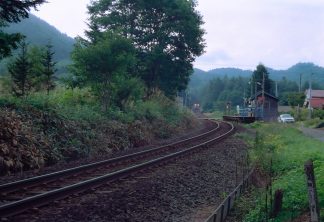 JR江差線・神明駅（北海道：2001年8月）