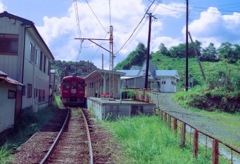 くりはら田園鉄道・細倉マインパーク駅（宮城県：2001年8月）