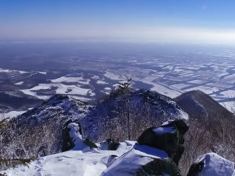 天望山から望む十勝平野（北海道：2002年11月）