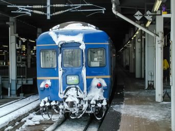 JR函館本線・札幌駅・寝台特急「エルム」（北海道：2003年1月）
