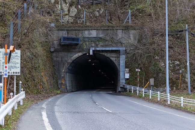 仙人トンネルの釜石側出口付近