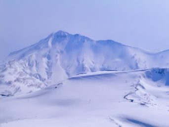 増毛山地・暑寒別岳（北海道：2003年5月）