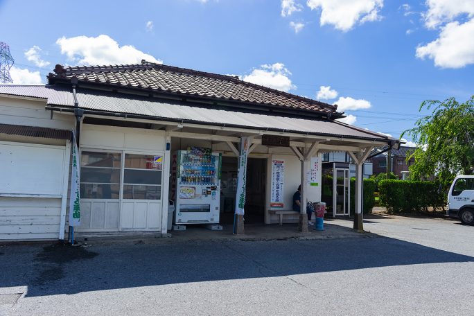 海土有木駅と似た構造の上総山田駅に到着