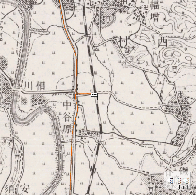 旧版地形図：上総三又駅周辺（1941年10月発行）空撮画像：上総三又周辺（1965年10月15日撮影）