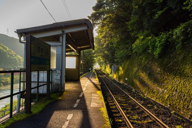 JR予土線・打井川駅（高知県：2016年5月）