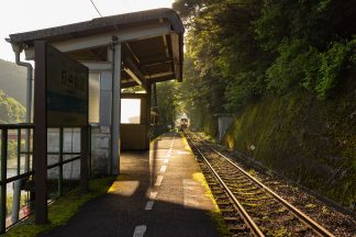JR予土線・打井川駅(高知県:2016年5月)