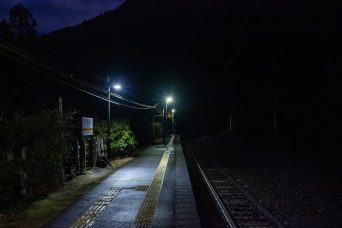 JR飯田線・小和田駅（静岡県：2021年12月）