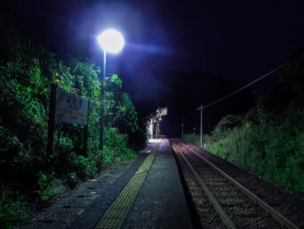 紀勢本線・波田須駅（和歌山県：2015年8月）