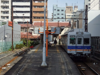南海電鉄高野線・汐見橋駅（大阪府：2015年11月）