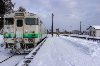JR函館本線・黒岩駅（北海道：2016年1月）