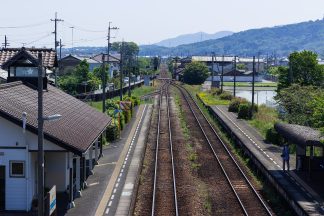 JR徳島線・学駅（徳島県：2016年5月）
