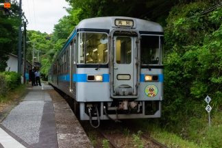 JR土讃線・新改駅(高知県:2016年5月)