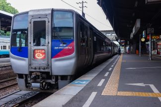 JR高徳線・徳島駅・特急「うずしお」（徳島県：2016年5月）