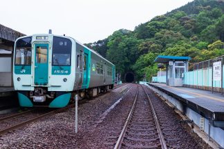 JR牟岐線・海部駅（徳島県：2016年5月）