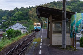 JR牟岐線・鯖瀬駅（徳島県：2016年5月）