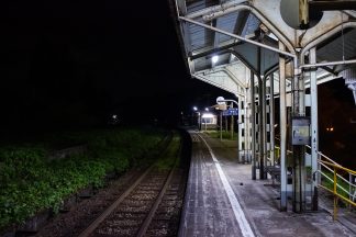 JR高山本線・楡原駅（富山県：2016年8月）