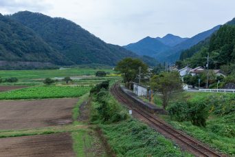 JR三江線・鹿賀駅（島根県：2016年10月)