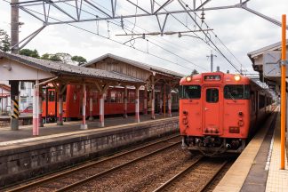 JR山陰本線・宍道駅（島根県：2016年10月)