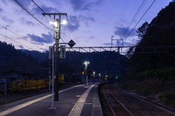 JR日豊本線・青井岳駅（宮崎県：2016年12月)