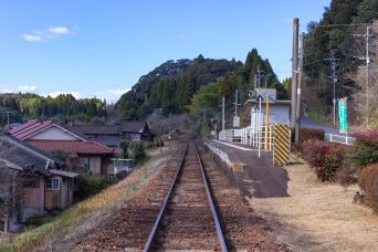 JR肥薩線・植村駅（鹿児島県：2016年12月)