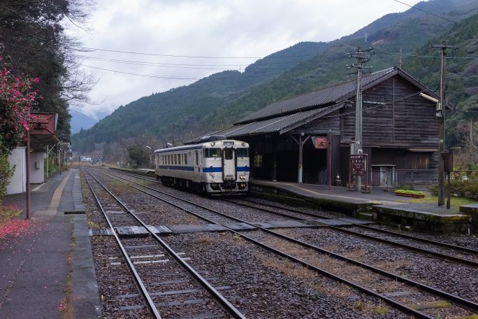 JR肥薩線・白石駅（熊本県：2016年12月)