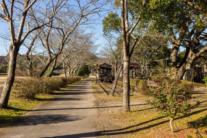 JR山野線・湯之尾駅（熊本県：2016年12月）