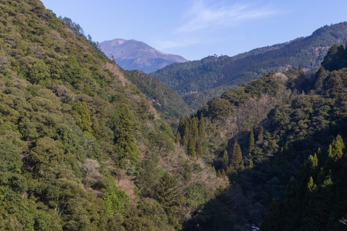 米良荘付近から望む市房山（宮崎県：2017年1月）