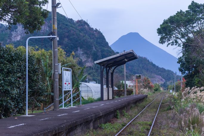 JR指宿枕崎線・頴娃駅（鹿児島県：2017年1月）