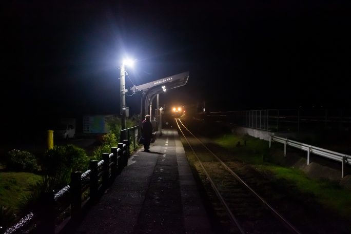 JR指宿枕崎線・西大山駅（鹿児島県：2017年1月）