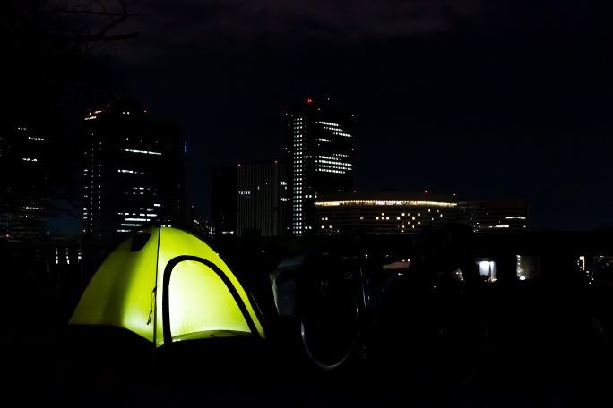 大阪城公園から望む京橋界隈（大阪府：2017年3月）