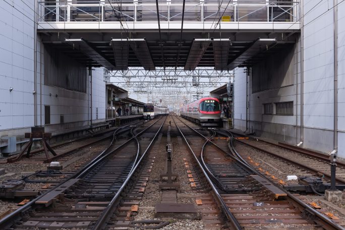 近鉄奈良線・瓢簞山駅（大阪府：2017年3月）