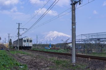 弘南鉄道大鰐線・義塾高校前駅（青森県：2017年4月）