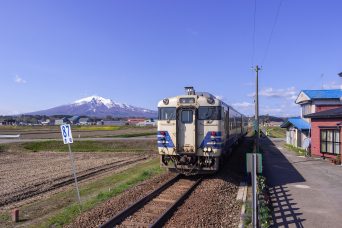 JR五能線・中田駅（青森県：2017年5月）