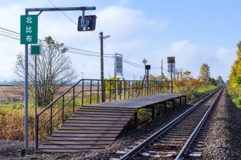 JR宗谷本線・北比布駅（北海道：2020年10月）