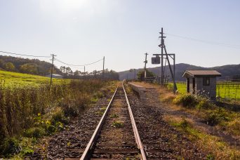 JR日高本線・絵笛駅（北海道：2020年10月）